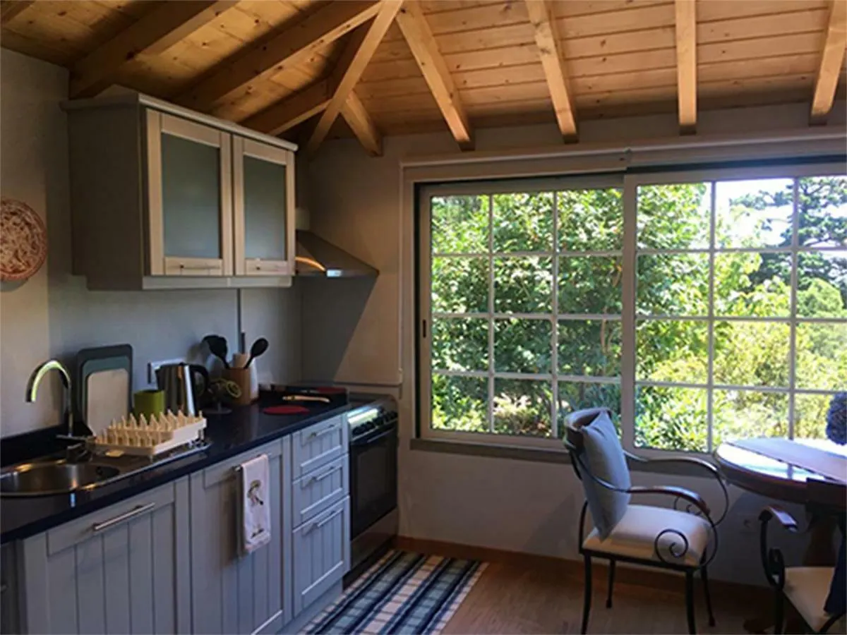 Casas De Pedra 0*, Camacha (Madeira)