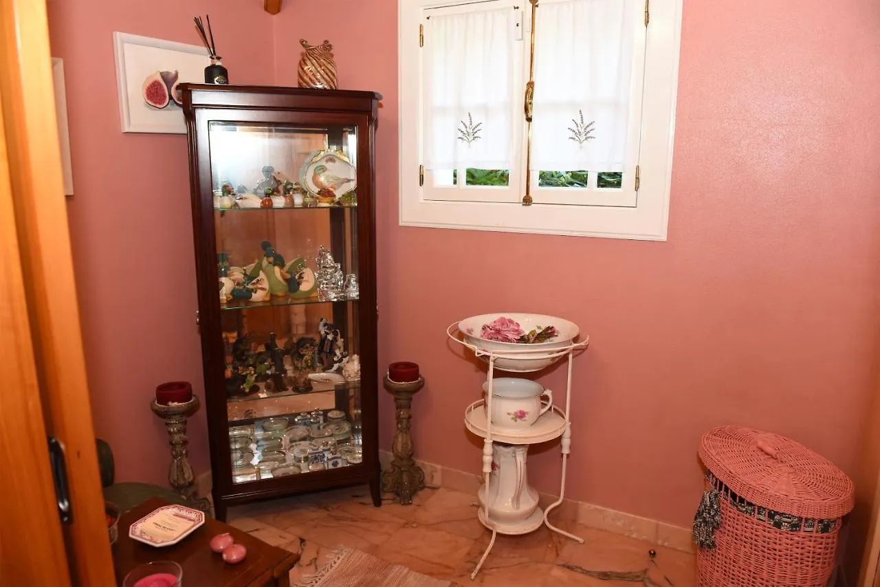 Casas De Pedra Villa Camacha  Vakantieboerderij